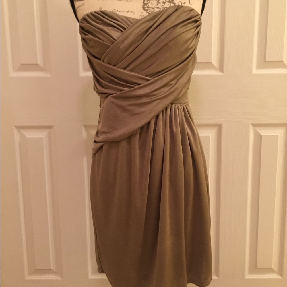Express dress size medium. Excellent condition.